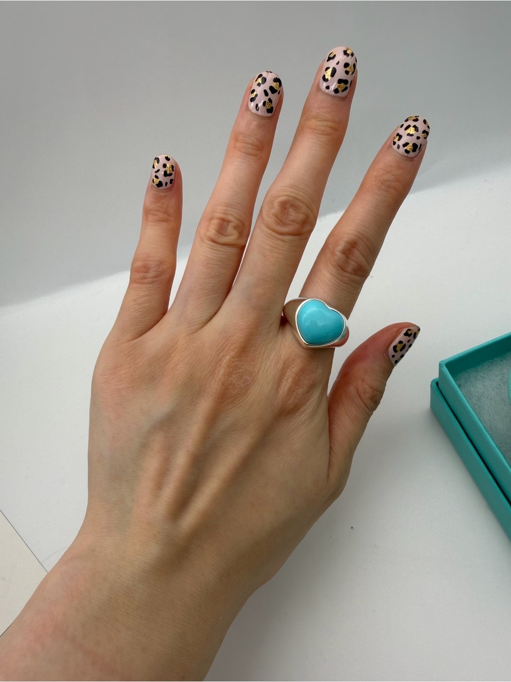 Tiffany & Co. new size 8.5 turquoise heart cabochon ring in sterling silver